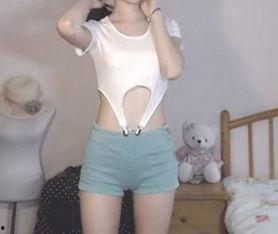 无码巨臀在线视频观看,无码视频带你领略独特风采